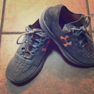 Under Armour Speedform SS shoes